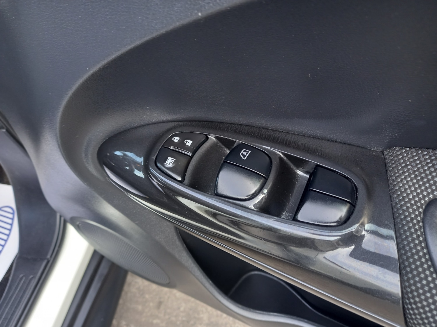 Used Nissan Juke 2015 for sale - 77974736: Photo 30