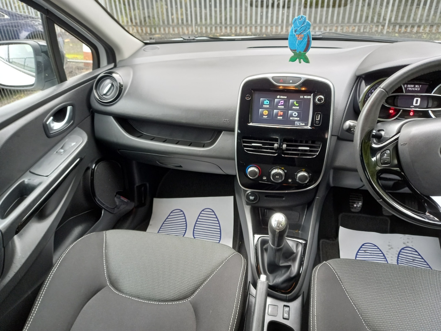 Used Renault Clio 2015 for sale - 76182522: Photo 14