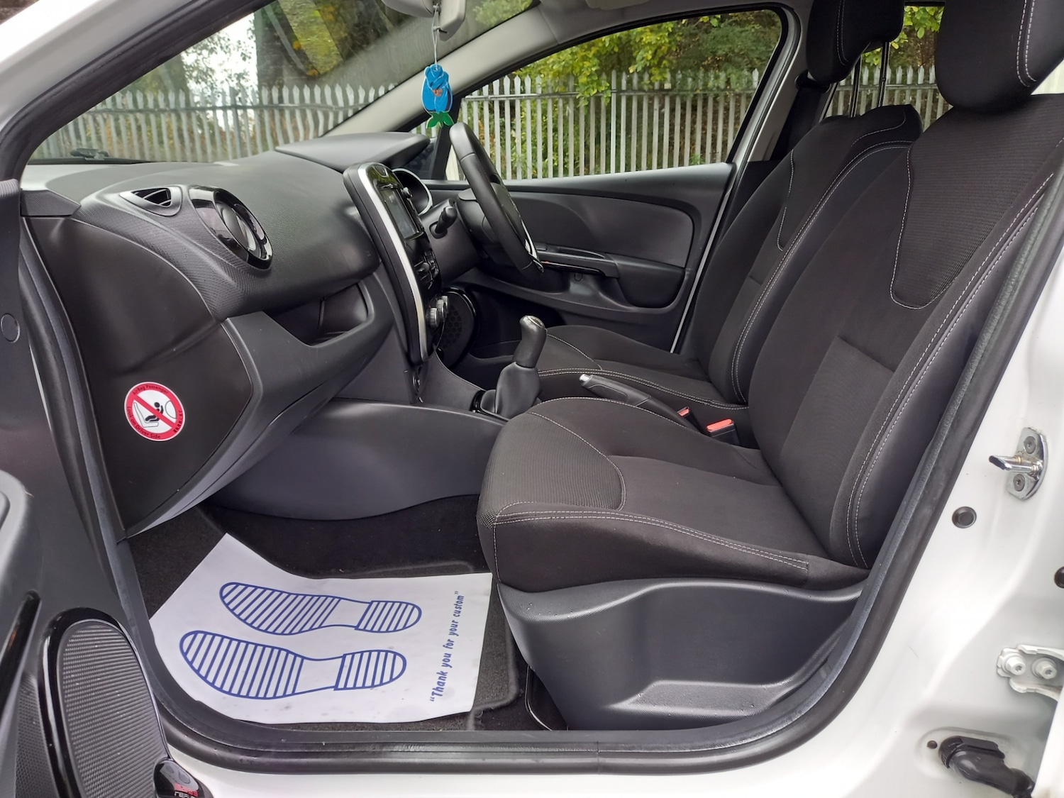 Used Renault Clio 2015 for sale - 76182522: Photo 19