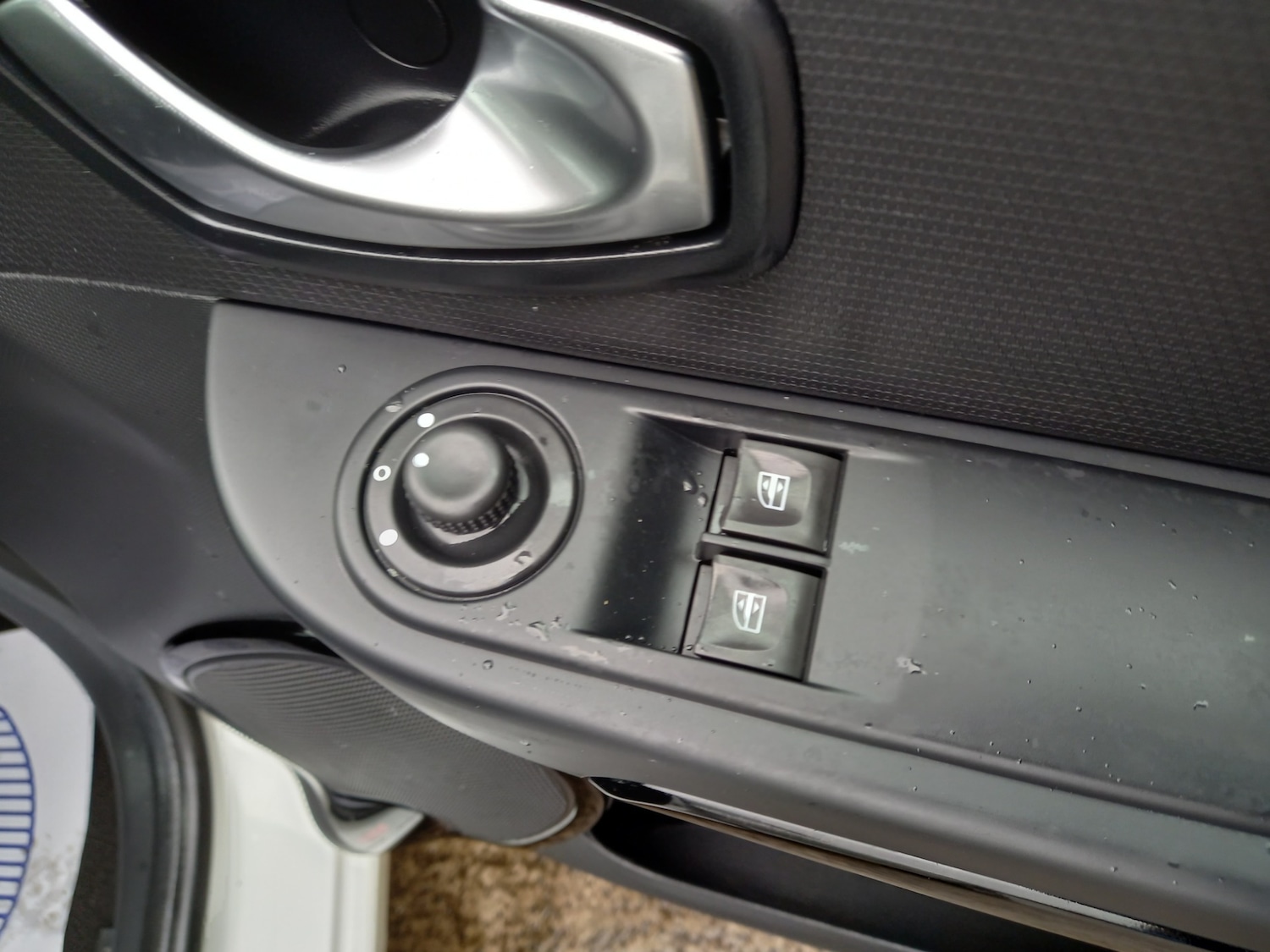 Used Renault Clio 2015 for sale - 76182522: Photo 24