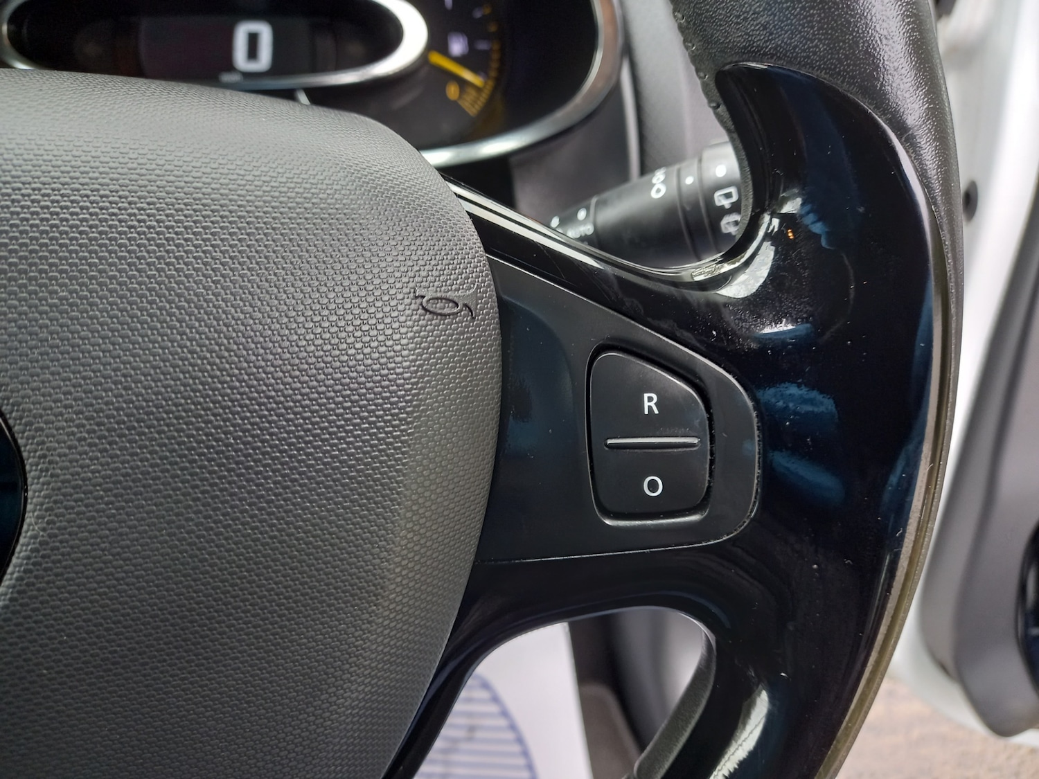 Used Renault Clio 2015 for sale - 76182522: Photo 26