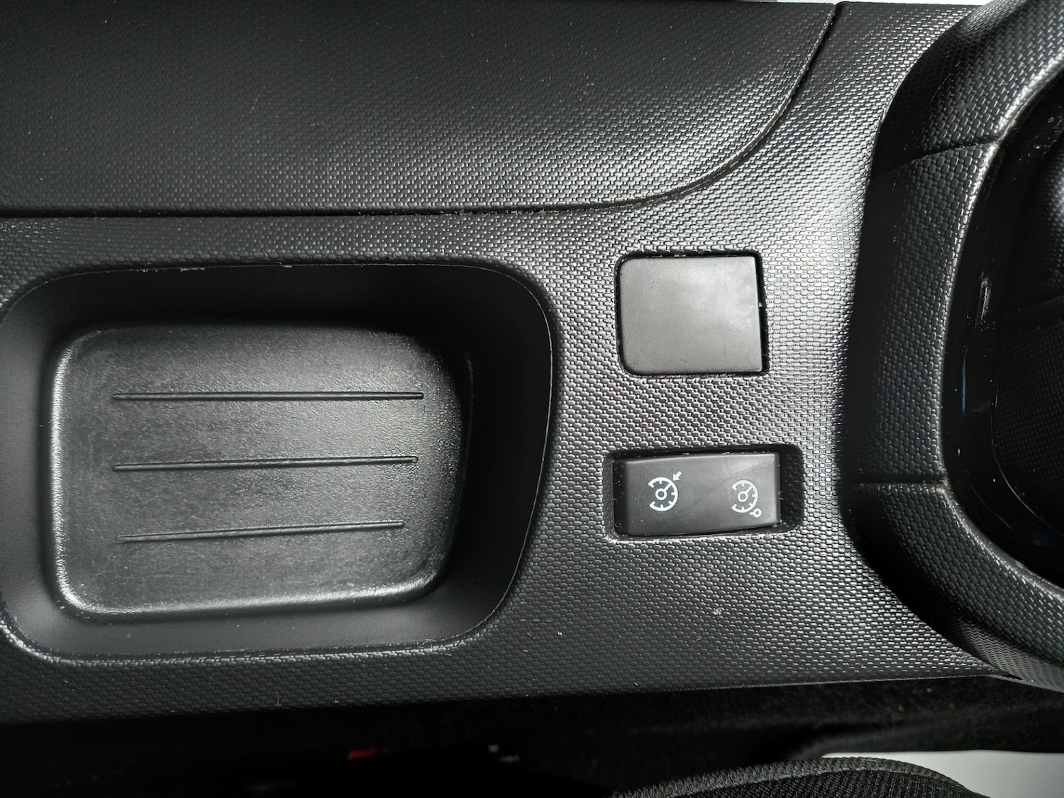 Used Renault Clio 2015 for sale - 76182522: Photo 33