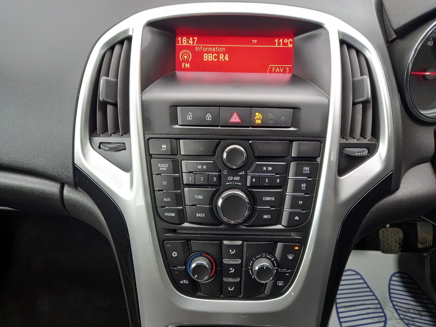Used Vauxhall Astra 2014 for sale - 76184219: Photo 25