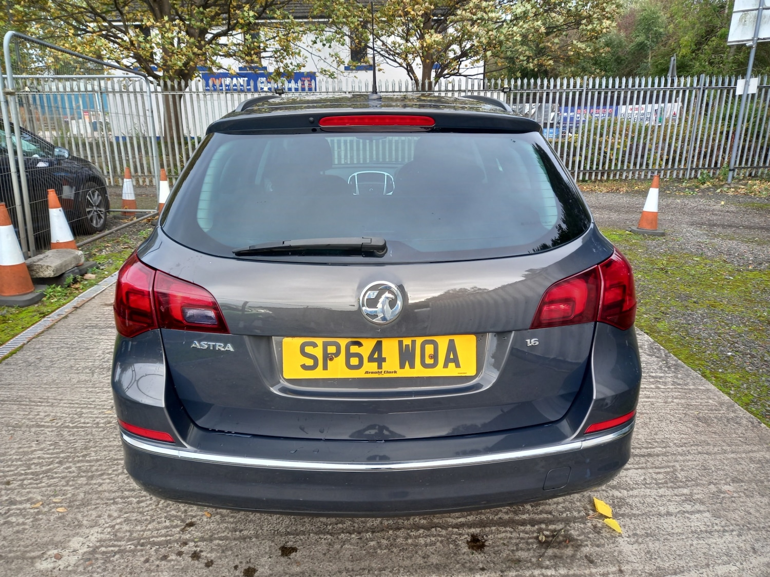 Used Vauxhall Astra 2014 for sale - 76184219: Photo 4