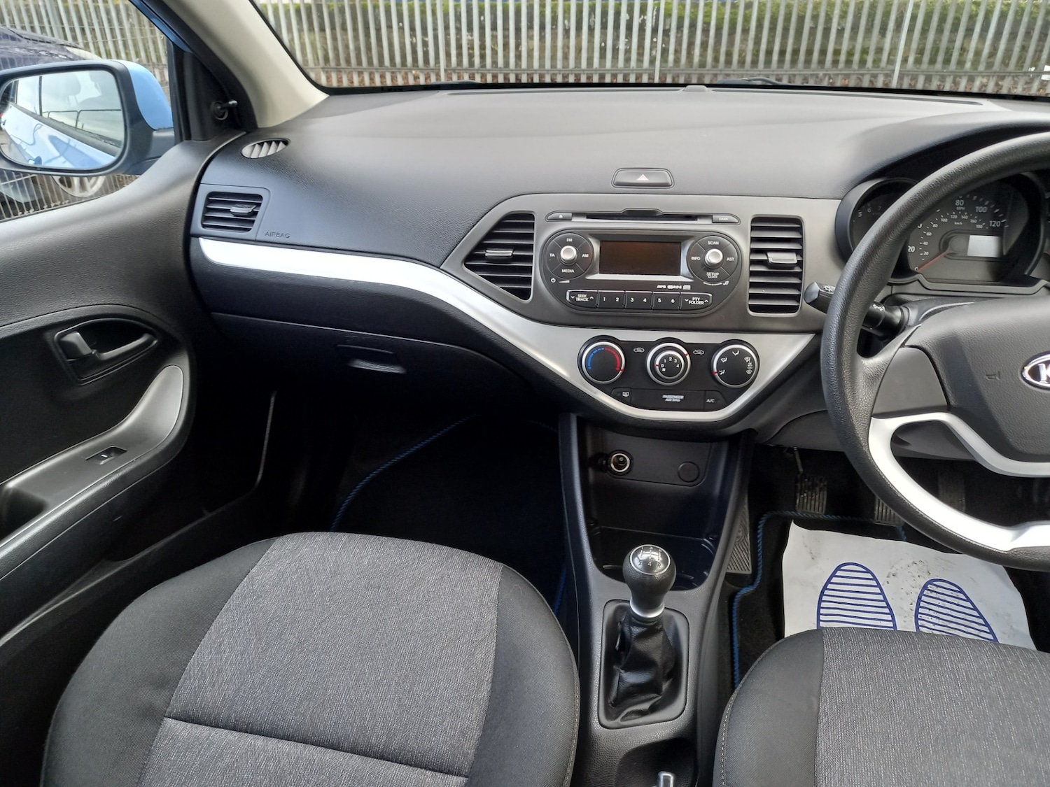 Used Kia Picanto 2012 for sale - 76748990: Photo 16