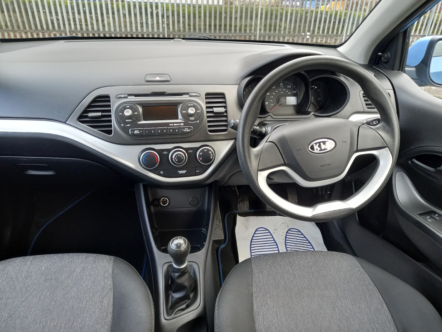 Used Kia Picanto 2012 for sale - 76748990: Photo 17