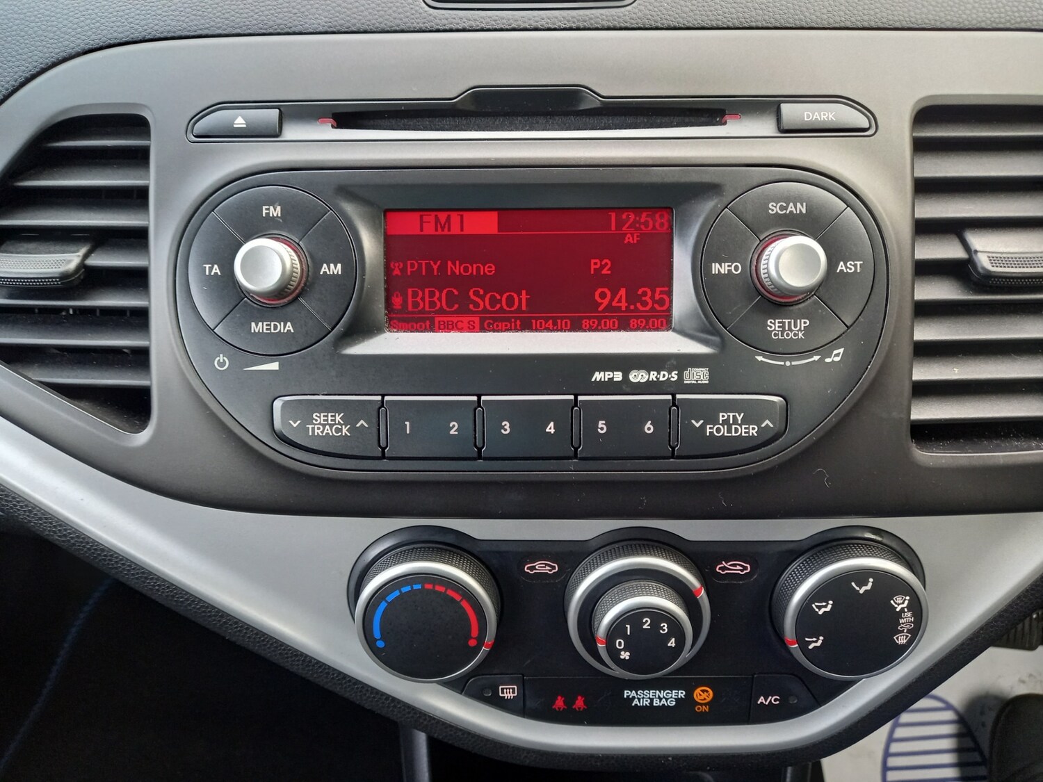 Used Kia Picanto 2012 for sale - 76748990: Photo 27