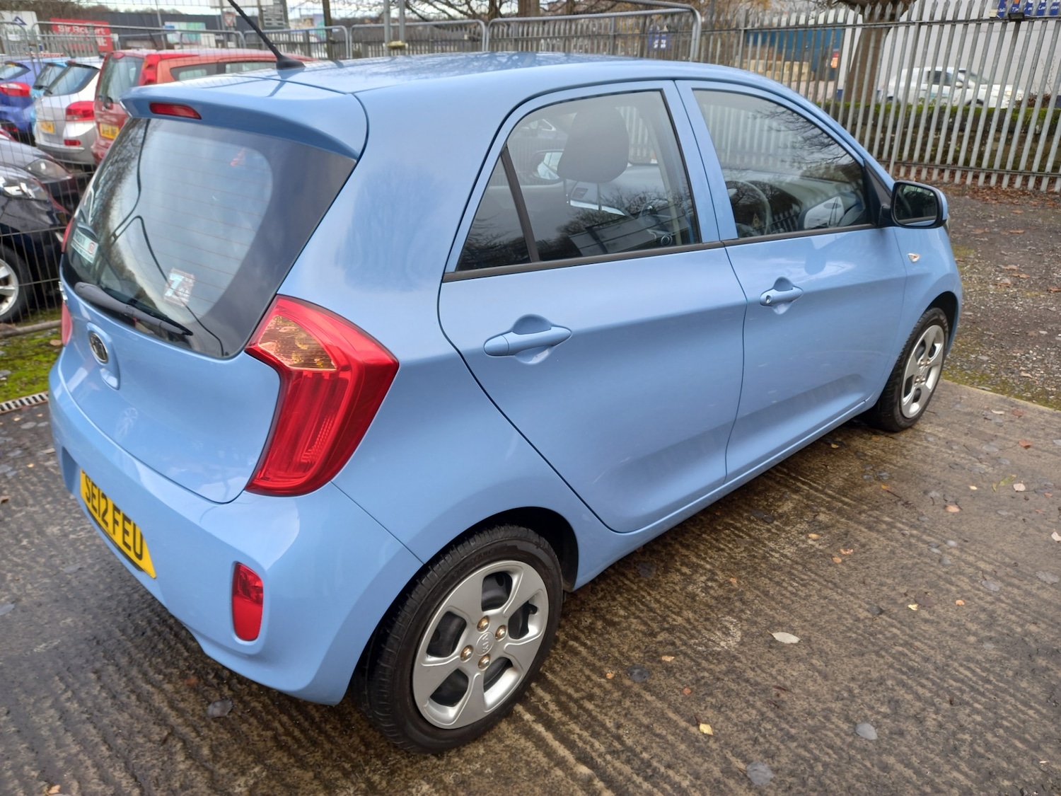 Used Kia Picanto 2012 for sale - 76748990: Photo 5