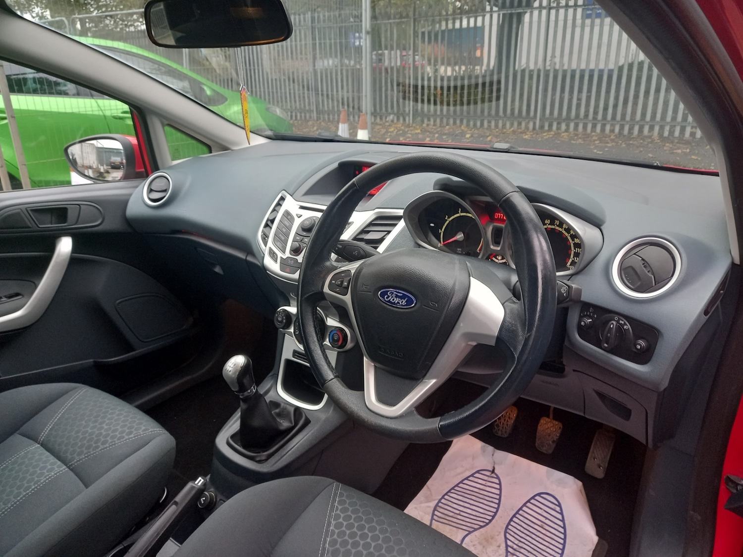 Used Ford Fiesta 2009 for sale - 76145813: Photo 12