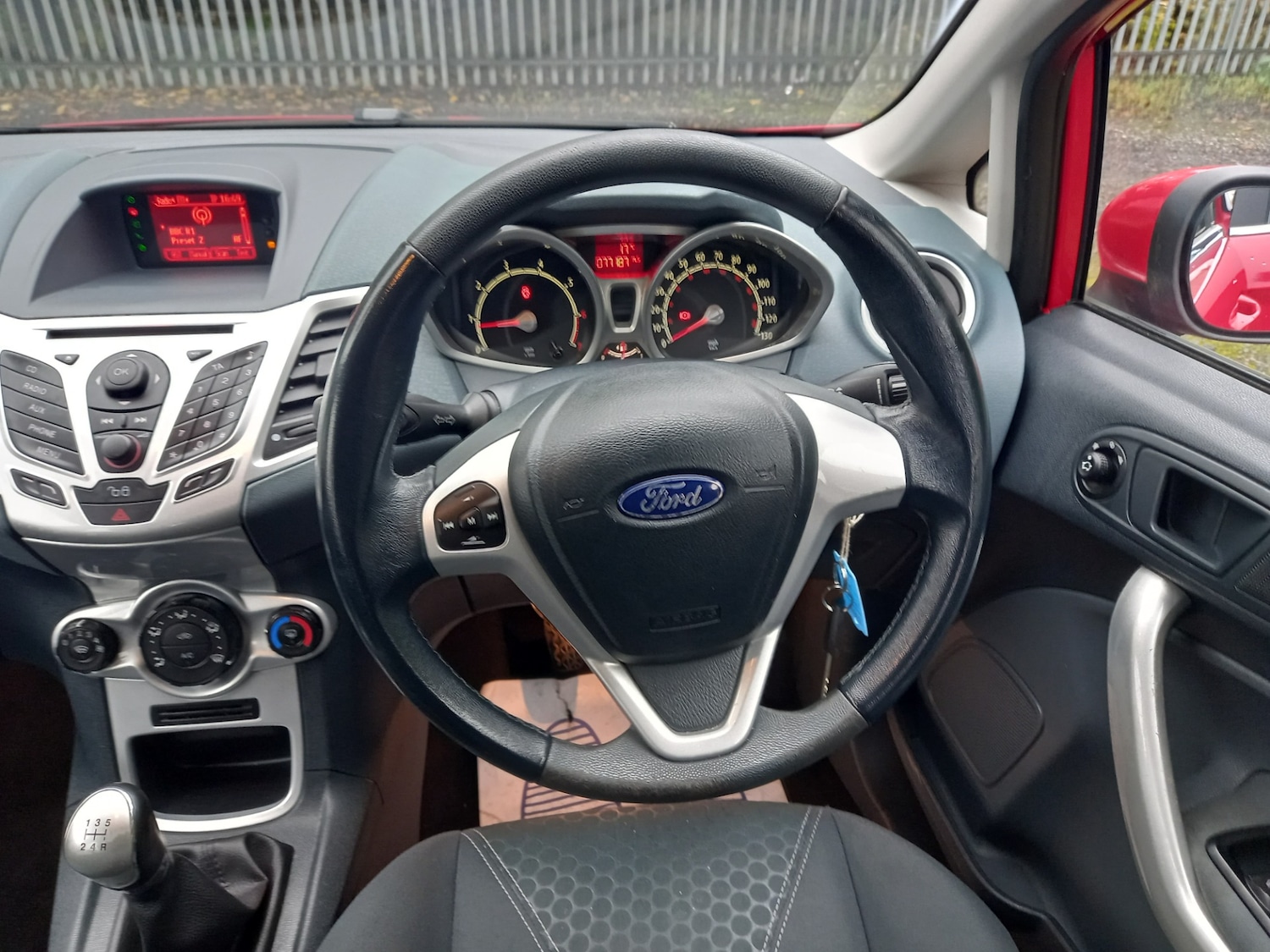 Used Ford Fiesta 2009 for sale - 76145813: Photo 16