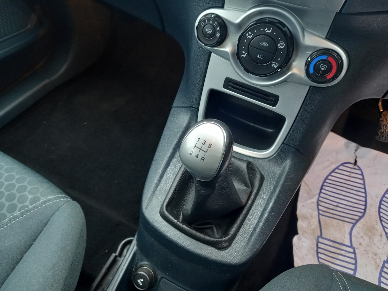 Used Ford Fiesta 2009 for sale - 76145813: Photo 29