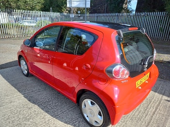 Used Toyota AYGO 2013 for sale - 75626629: Photo