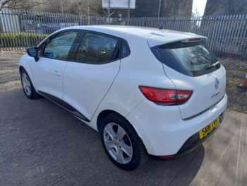 Used Renault Clio 2016 for sale - 74088237: Photo