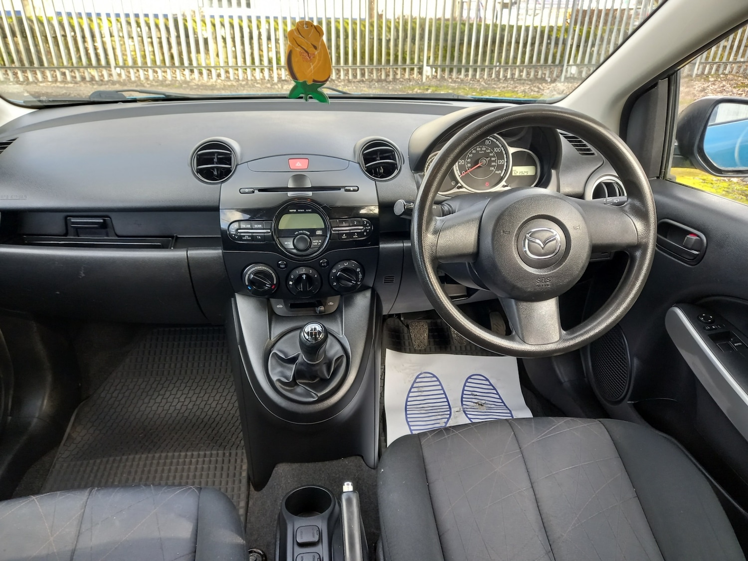 Used Mazda Mazda2 2013 for sale - 77732346: Photo 15