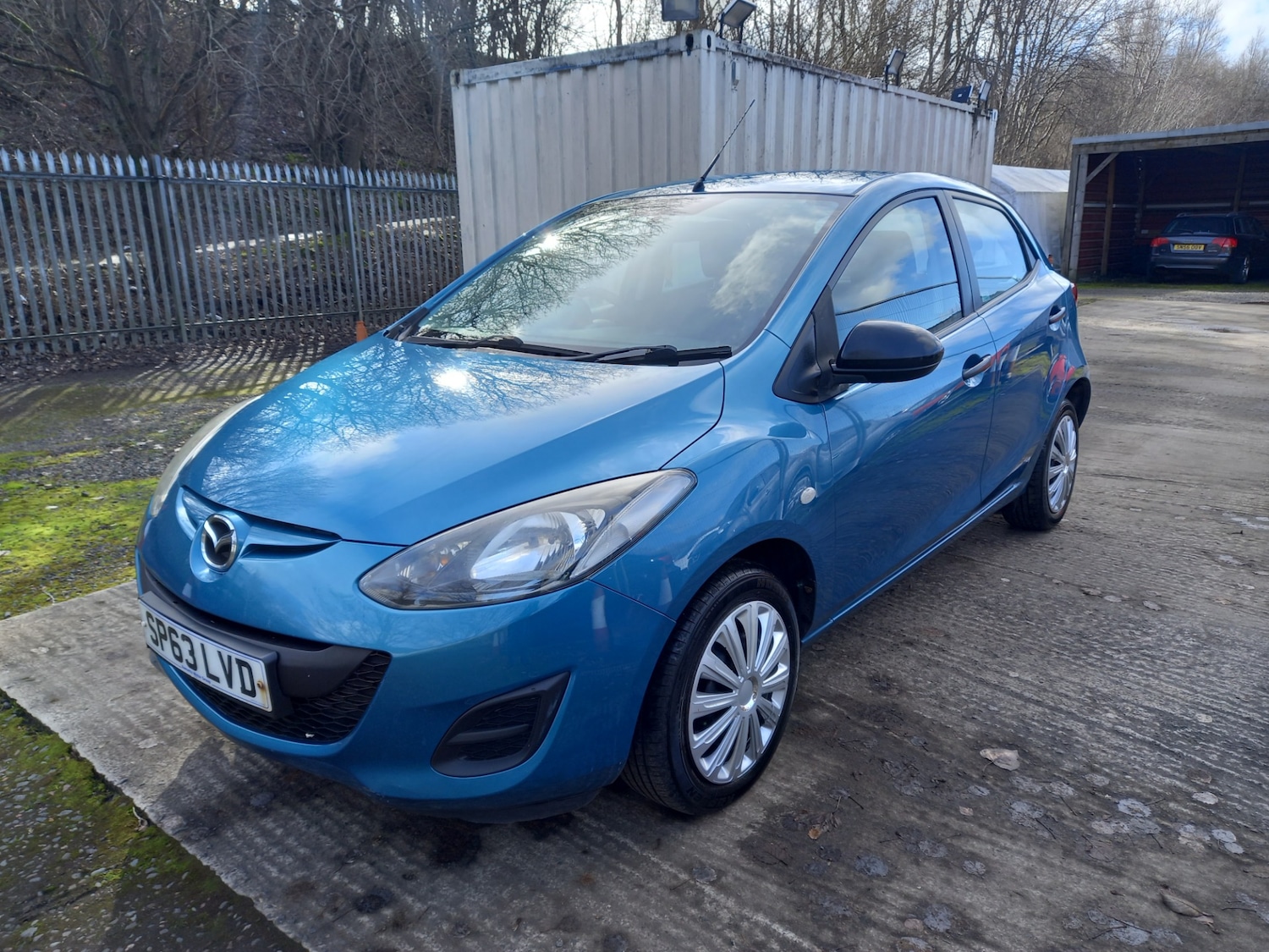 Used Mazda Mazda2 2013 for sale - 77732346: Photo 2