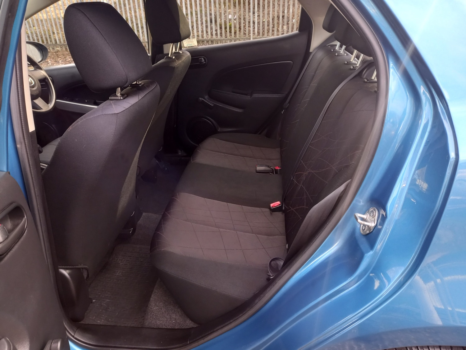 Used Mazda Mazda2 2013 for sale - 77732346: Photo 21