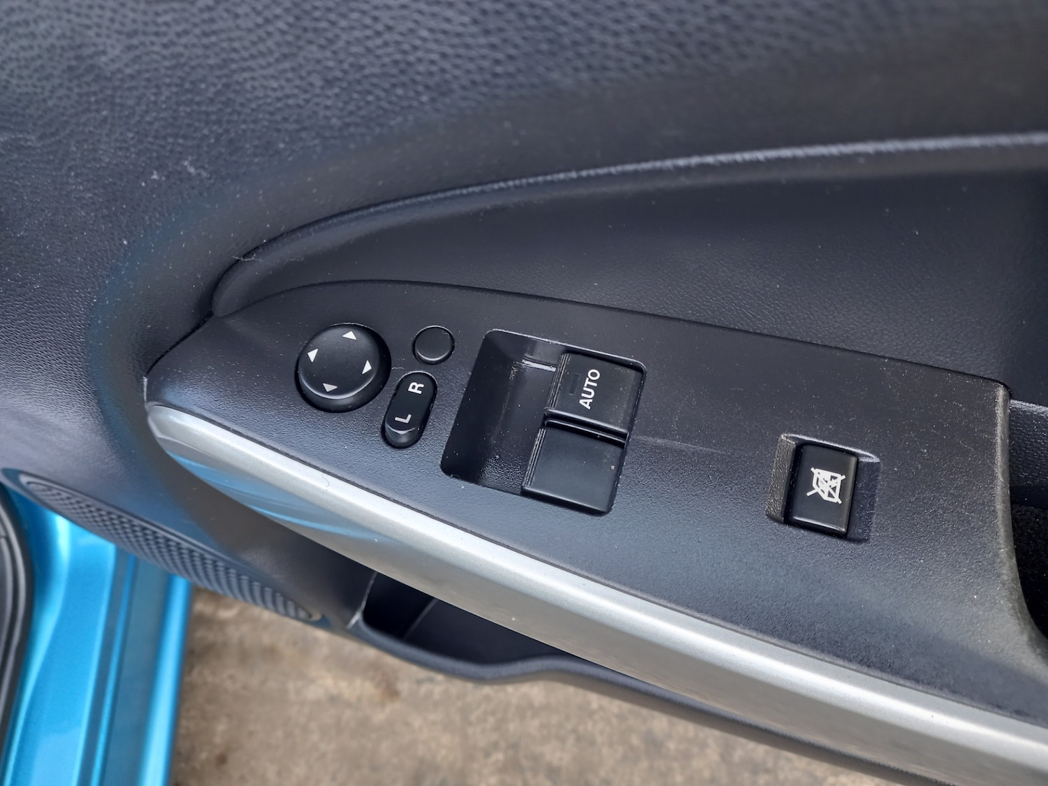 Used Mazda Mazda2 2013 for sale - 77732346: Photo 22