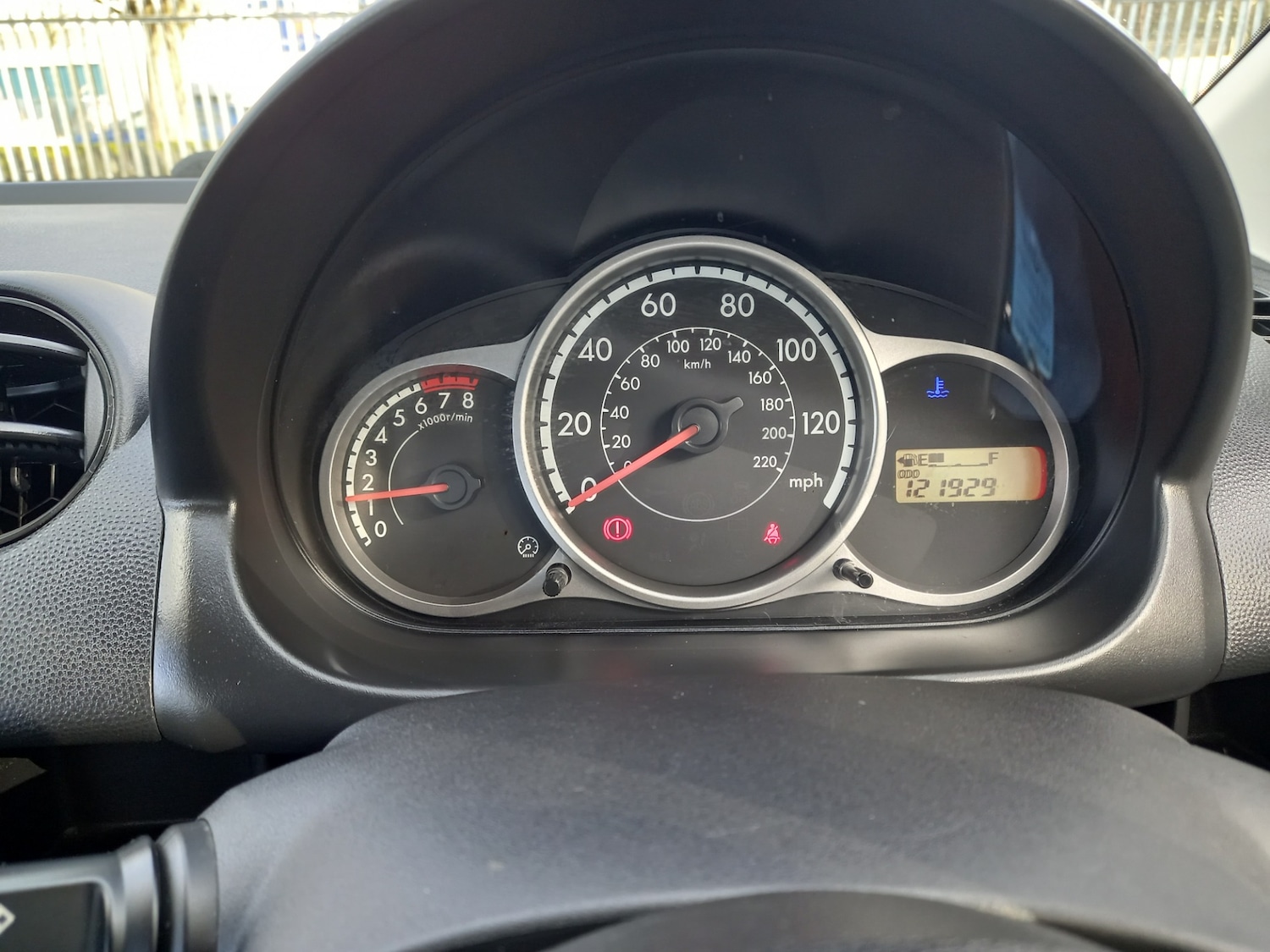 Used Mazda Mazda2 2013 for sale - 77732346: Photo 24