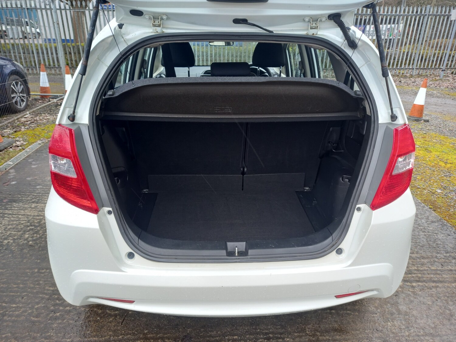 Used Honda Jazz 2013 for sale - 78011368: Photo 31