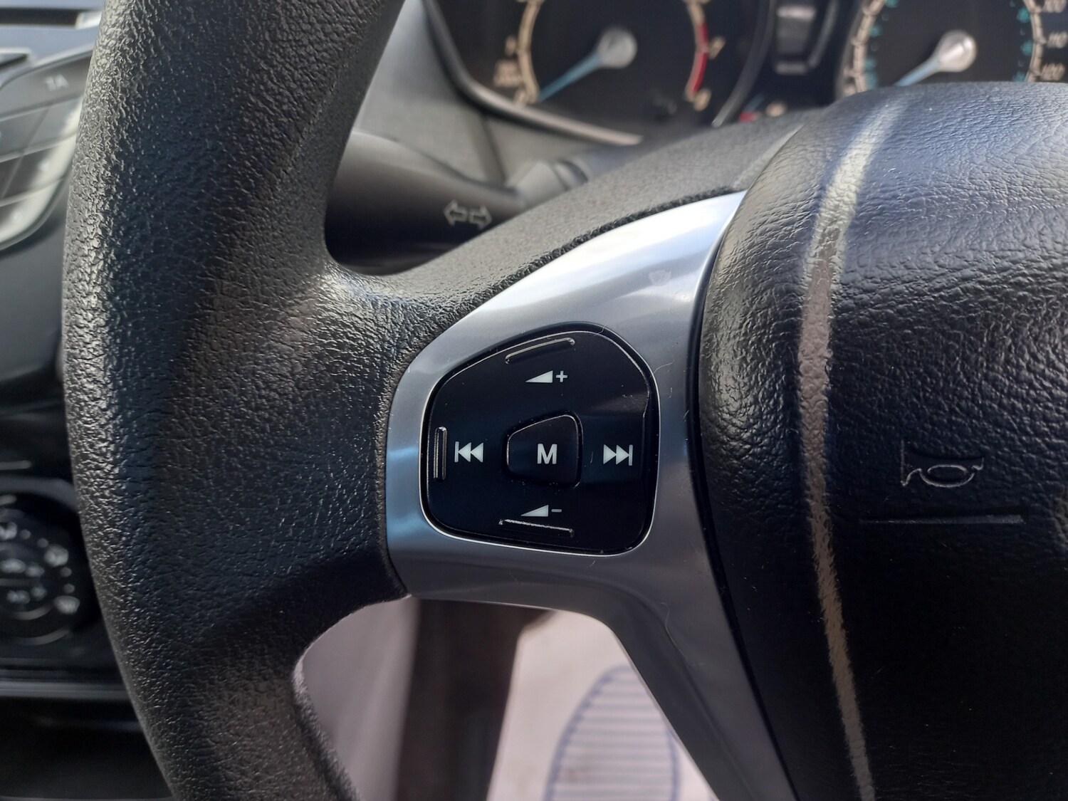 Used Ford Fiesta 2014 for sale - 78012814: Photo 28