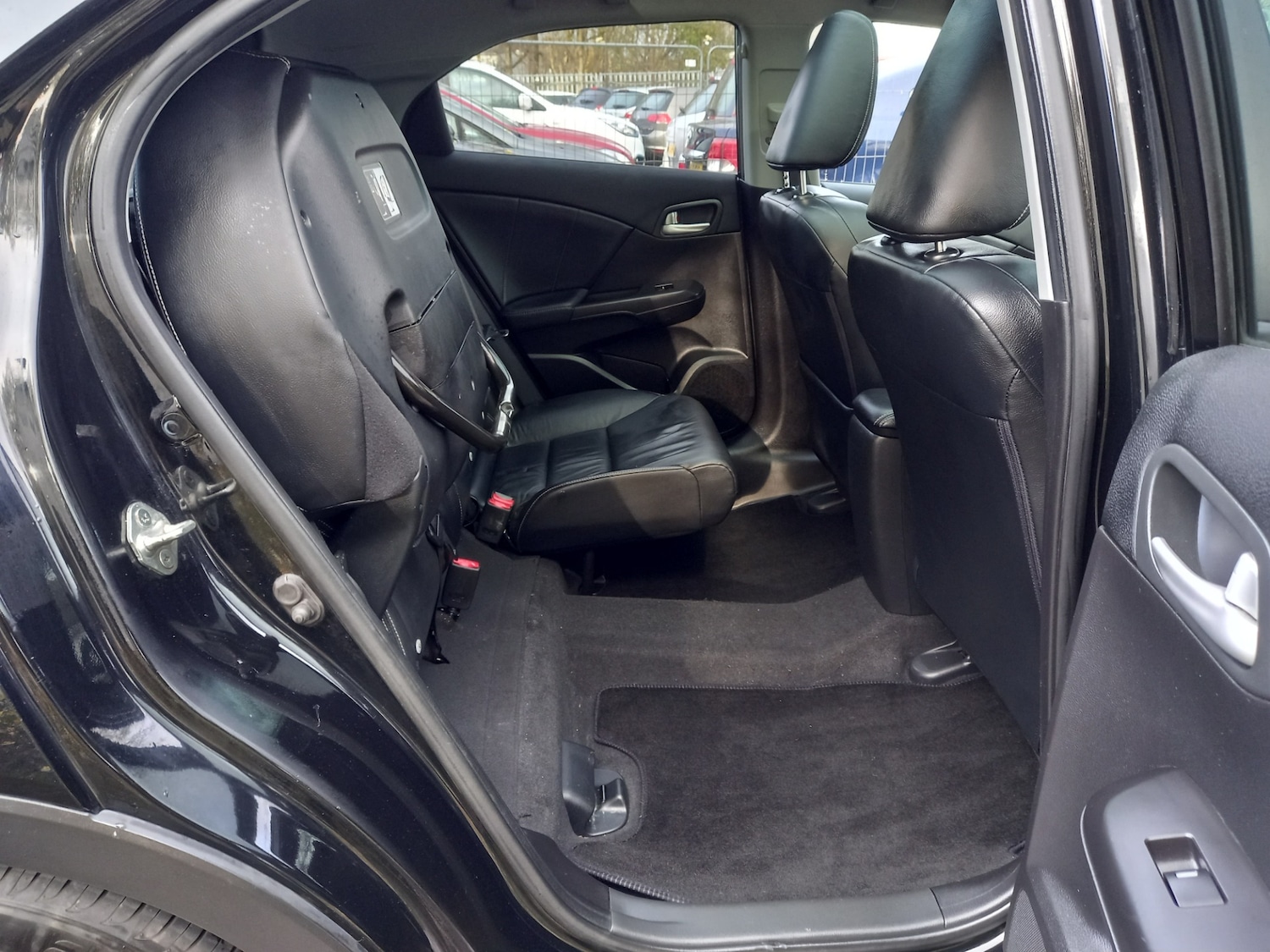 Used Honda Civic 2015 for sale - 76555210: Photo 26