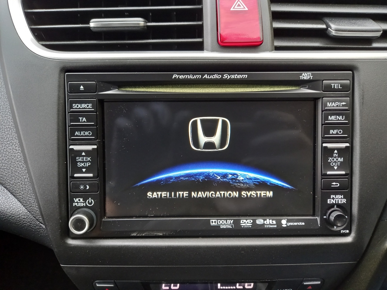 Used Honda Civic 2015 for sale - 76555210: Photo 28