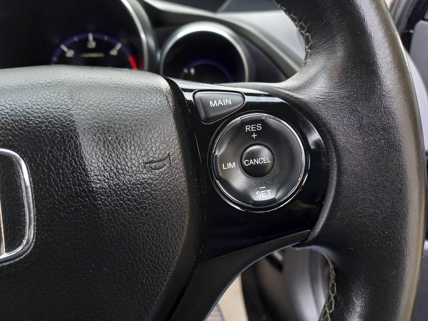 Used Honda Civic 2015 for sale - 76555210: Photo 33