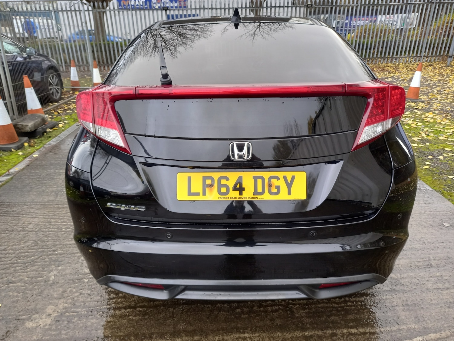 Used Honda Civic 2015 for sale - 76555210: Photo 5