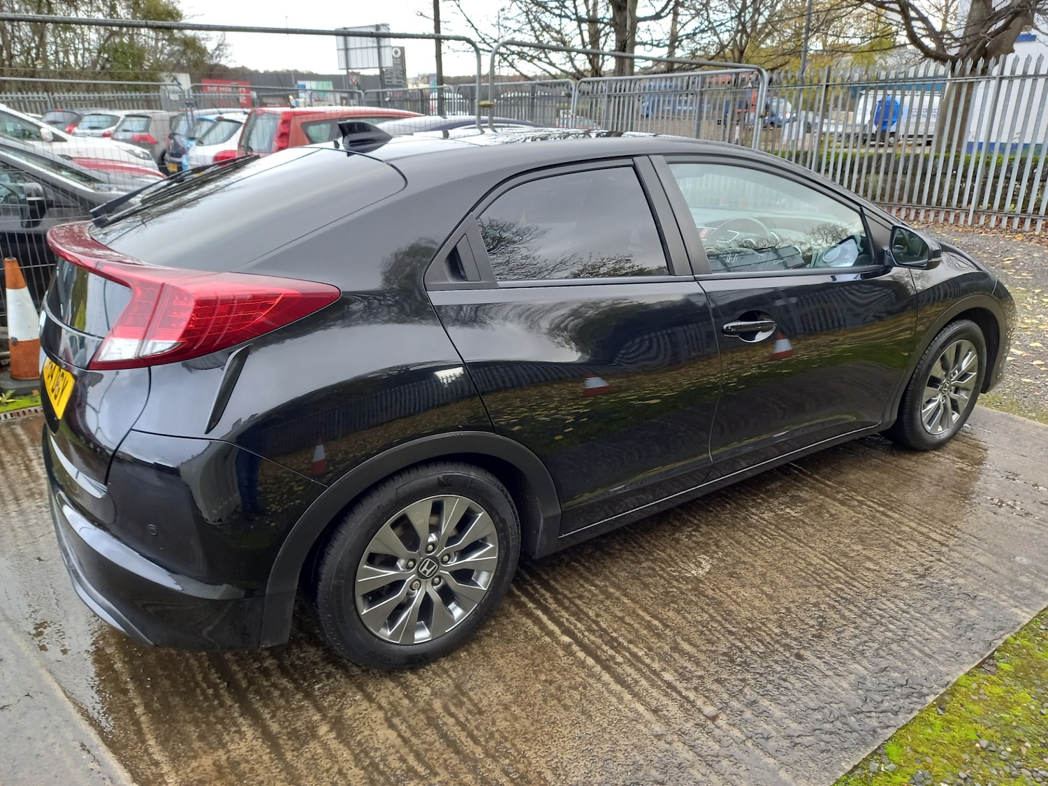 Used Honda Civic 2015 for sale - 76555210: Photo 6