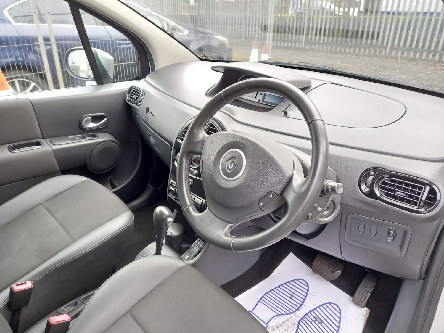 Used Renault Grand Modus 2011 for sale - 76846122: Photo 12