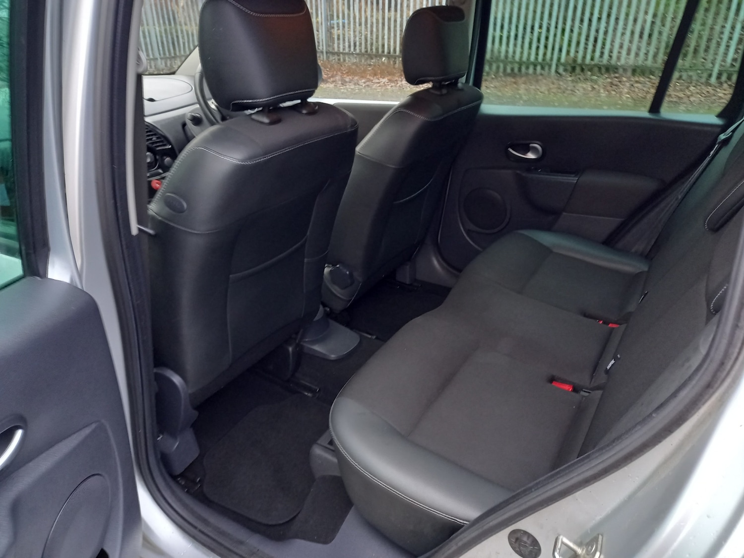 Used Renault Grand Modus 2011 for sale - 76846122: Photo 24