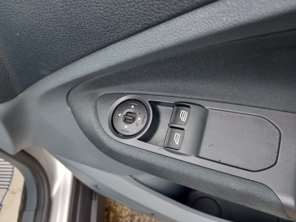 Used Ford C-Max 2013 for sale - 73686795: Photo 28