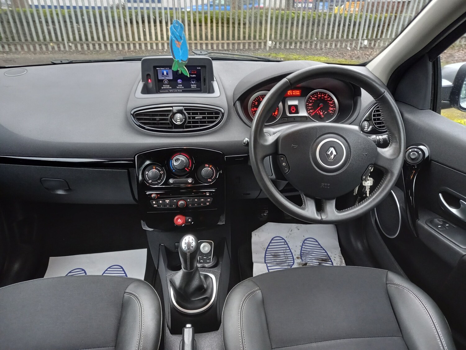 Used Renault Clio 2012 for sale - 77701947: Photo 12