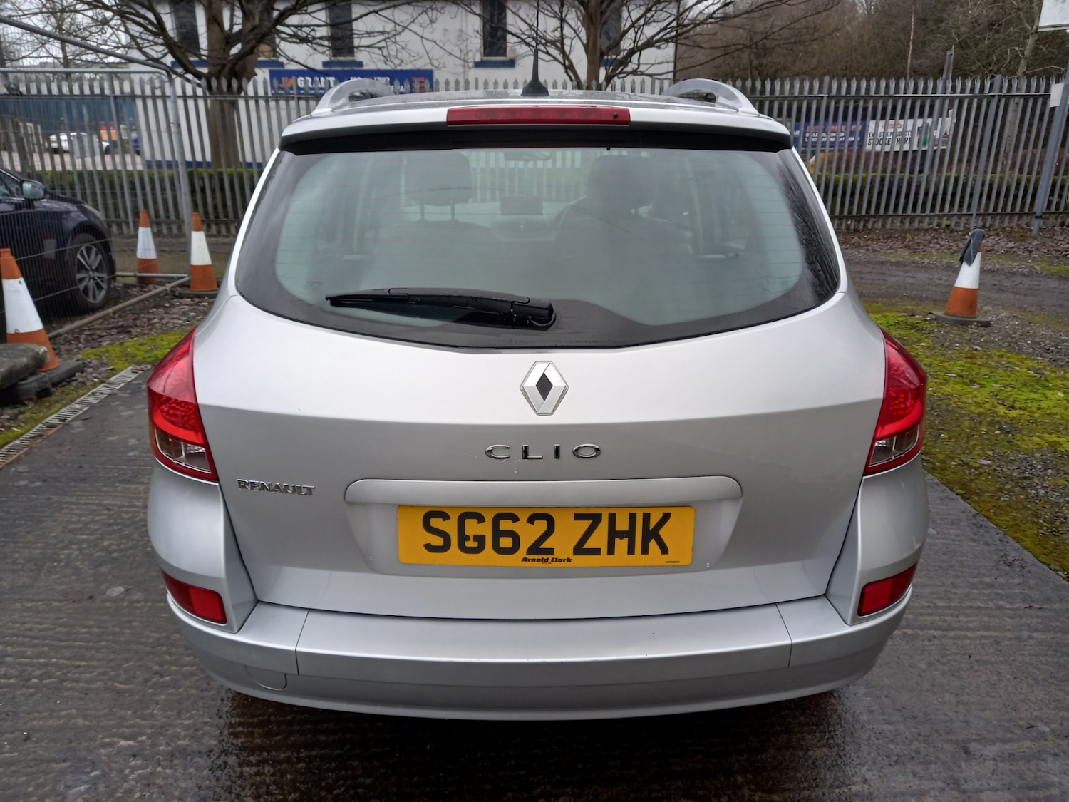 Used Renault Clio 2012 for sale - 77701947: Photo 4