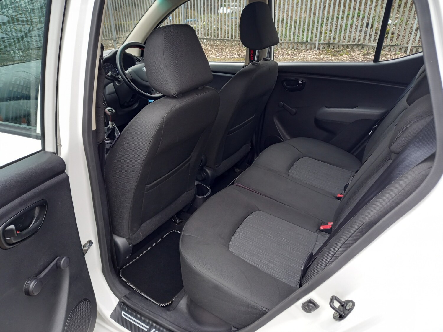 Used Hyundai i10 2013 for sale - 78027854: Photo 21