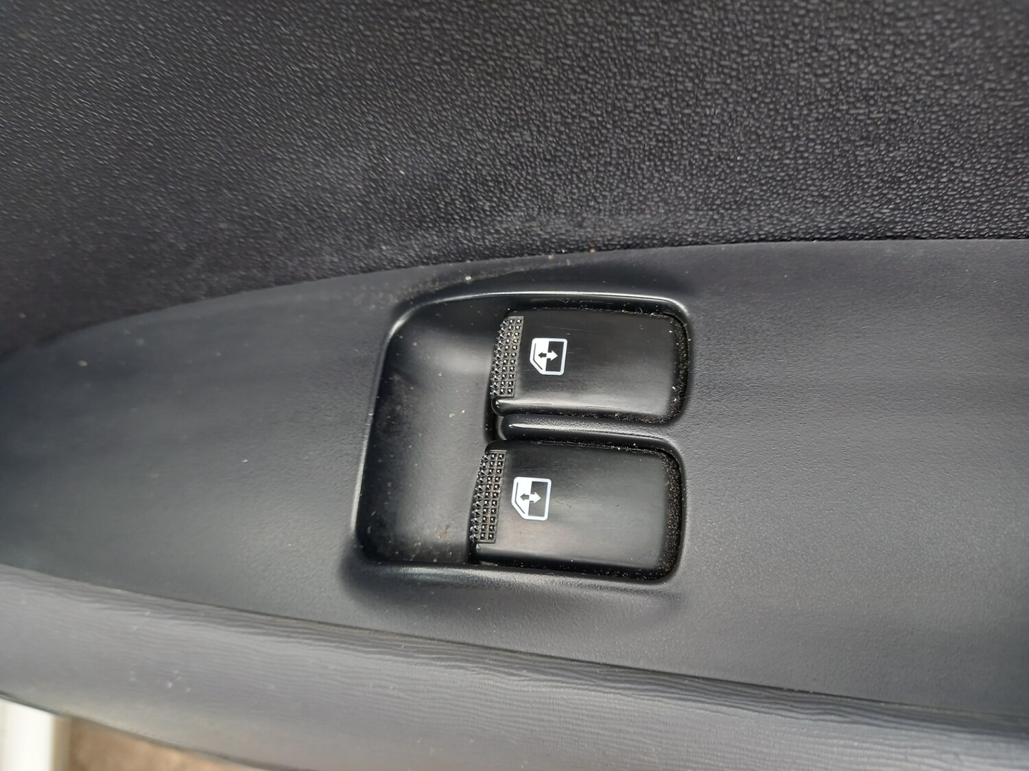 Used Hyundai i10 2013 for sale - 78027854: Photo 23