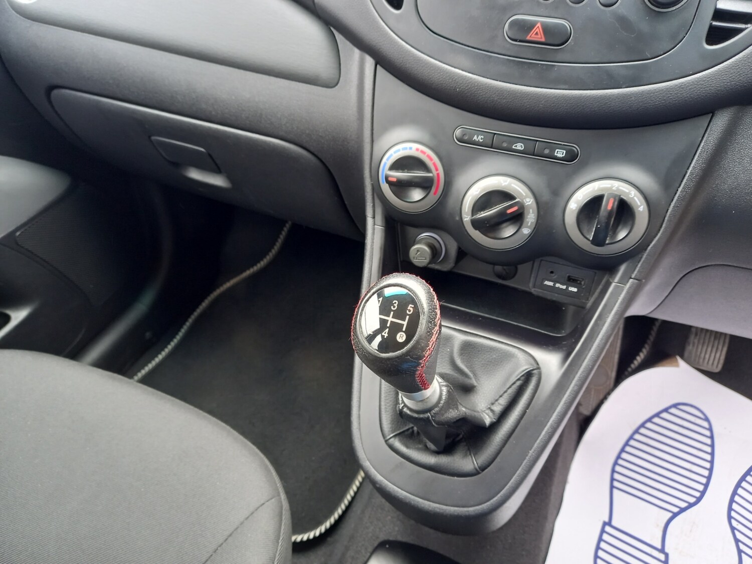 Used Hyundai i10 2013 for sale - 78027854: Photo 25