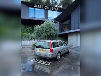 Used Volvo V70 2003 for sale - 79467771: Photo
