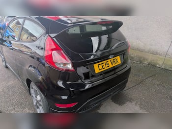 Used Ford Fiesta 2015 for sale - 79692663: Photo