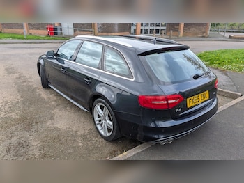 Used Audi A4 2015 for sale - 79432171: Photo