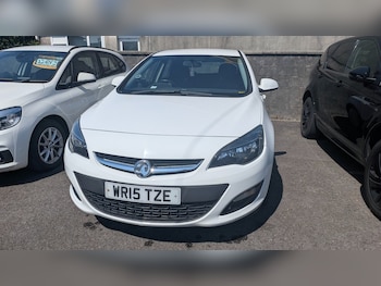 Used Vauxhall Astra 2015 for sale - 79537226: Photo