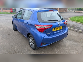 Used Toyota Yaris 2017 for sale - 79430219: Photo