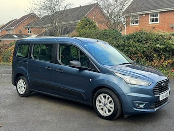 Used Ford Grand Tourneo Connect 2019 for sale - 76504785: Photo