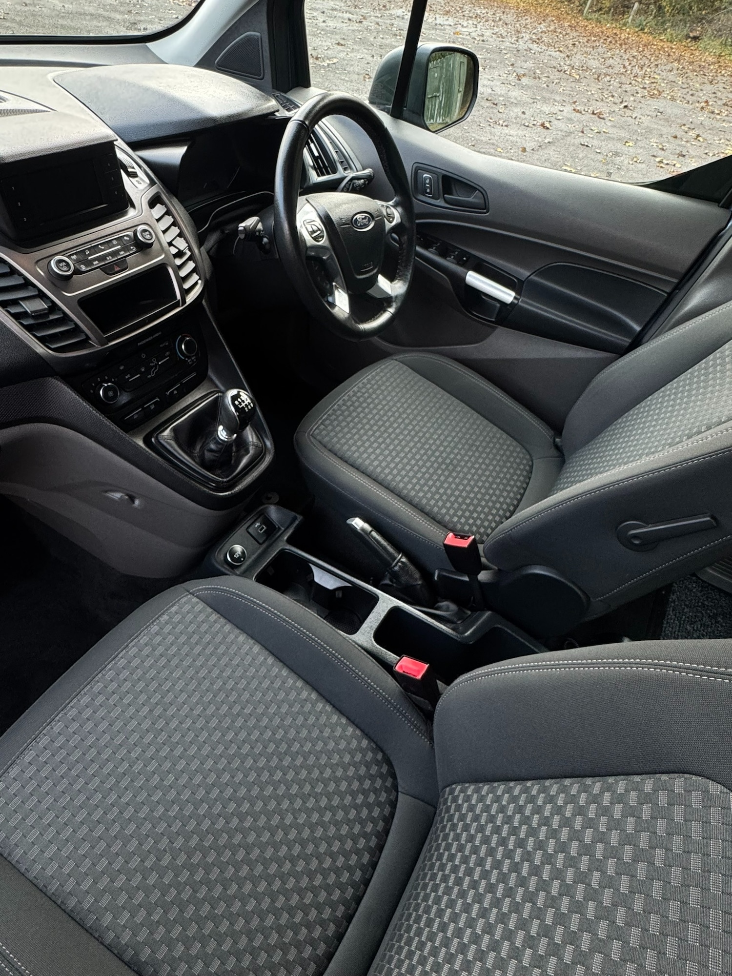 Used Ford Grand Tourneo Connect 2019 for sale - 76504785: Photo 9