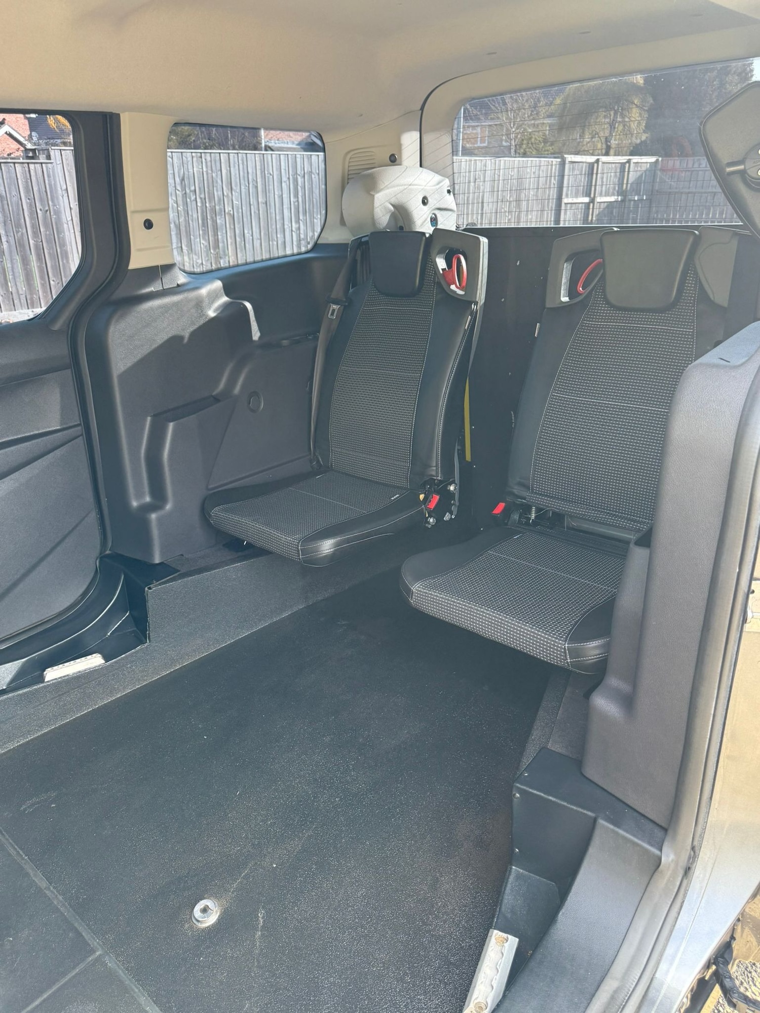 Used Ford Grand Tourneo Connect 2019 for sale - 78162940: Photo 16