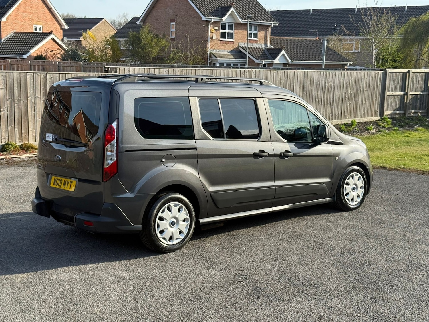 Used Ford Grand Tourneo Connect 2019 for sale - 78162940: Photo 2