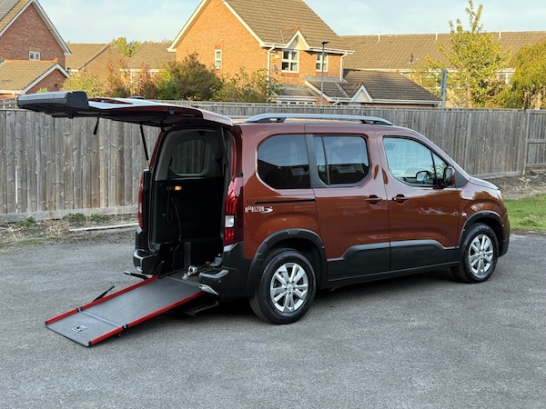 Used Peugeot Rifter 2020 for sale - 76225180: Photo 1