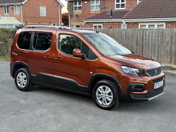 Used Peugeot Rifter 2020 for sale - 76225180: Photo 2