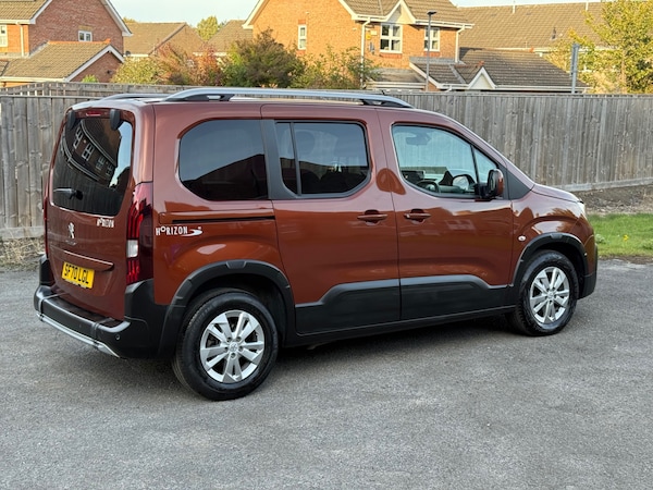 Used Peugeot Rifter 2020 for sale - 76225180: Photo 3