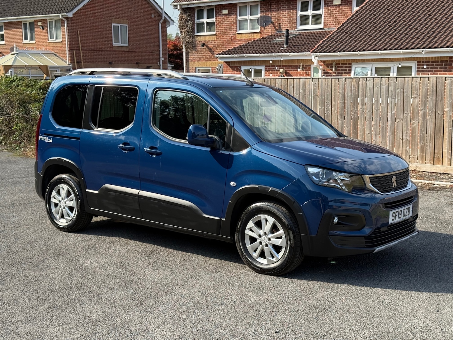 Used Peugeot Rifter 2019 for sale - 76525772: Photo 2